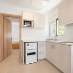 Crossrhodes شقة *