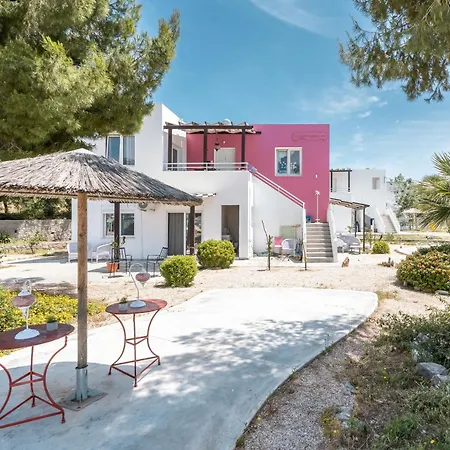 Crossrhodes * Pefki (Rhodes)