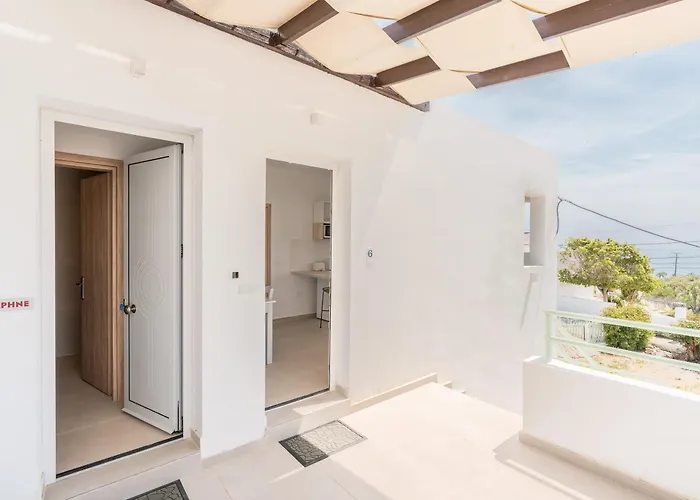 Crossrhodes Pefki (Rhodes)