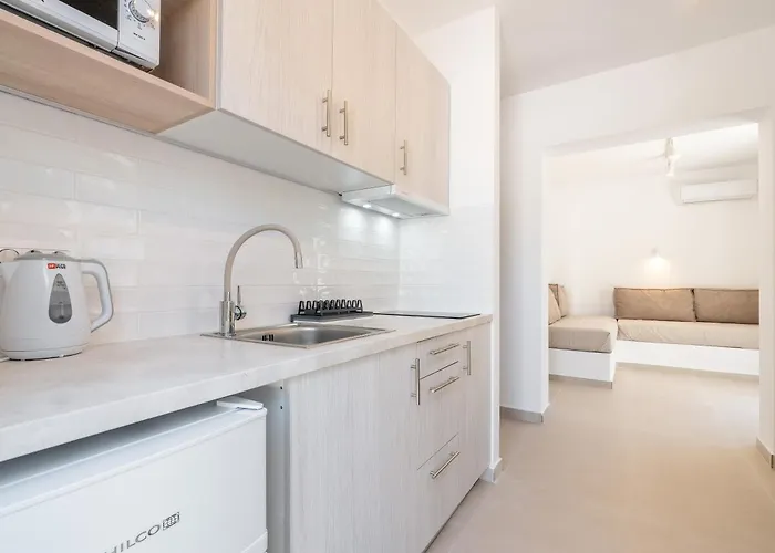 Crossrhodes 아파트 *