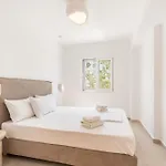 Crossrhodes Pefki